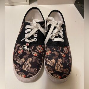 The Bradford Exchange Trevor Carlton 2014 Disney Mickey Mouse Sneakers